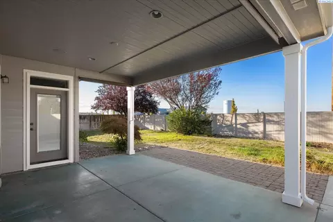 Exterior - 9003 Durham Ct, Pasco, WA 99301 photo 6 of 7