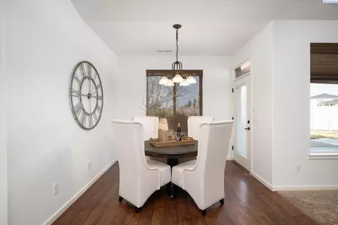 Dining - 9003 Durham Ct, Pasco, WA 99301 photo 2 of 2