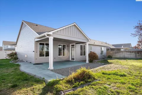 Exterior - 9003 Durham Ct, Pasco, WA 99301 photo 5 of 7