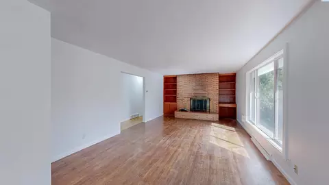 Living - 1305 NE Williams St, Pullman, WA 99163 photo 1 of 4