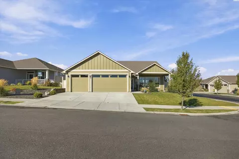 3668 S Van Buren St, Kennewick, WA 99338