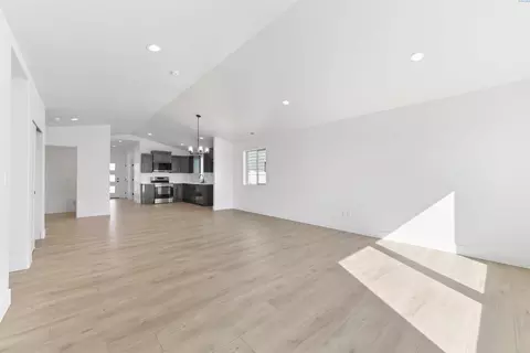 Living - 5820 Redtail Dr, Pasco, WA 99301 photo 6 of 9
