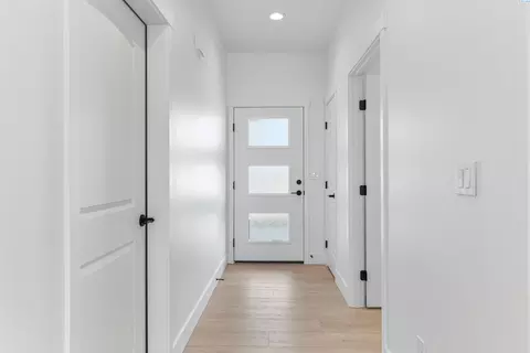 Entry Way - 5820 Redtail Dr, Pasco, WA 99301 photo 1 of 3