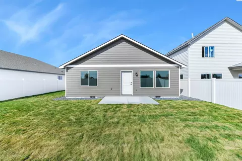 Exterior - 5820 Redtail Dr, Pasco, WA 99301 photo 3 of 3