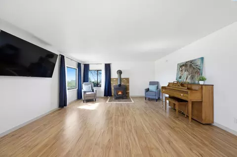 Living - 351 W Eltopia W, Eltopia, WA 99330 photo 1 of 1