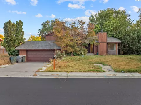 1109 Catskill St, Richland, WA 99354