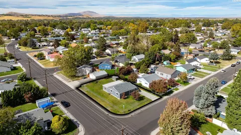 801 Willard Ave, Richland, WA 99352
