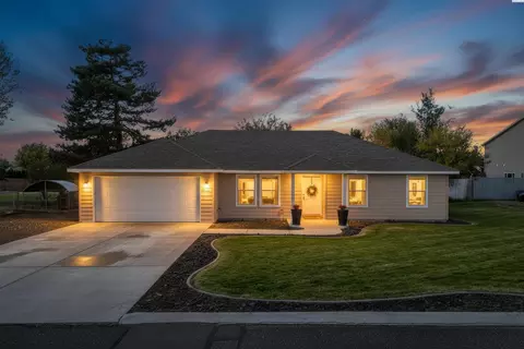 1306 Road 30, Pasco, WA 99301