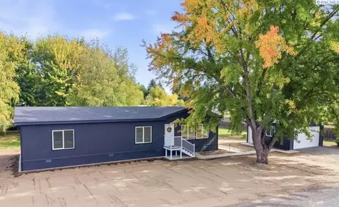 509 W Bartlett St, Oakesdale, WA 99158