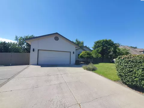 401 Shaw St, Richland, WA 99354