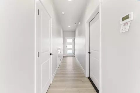 Entry Way - 5816 Redtail Dr, Pasco, WA 99301 photo 1 of 3
