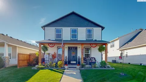 4708 Belgian Ln, Pasco, WA 99301