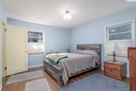 Bedroom - 415 SE Water St, Pullman, WA 99163 photo 1 of 3