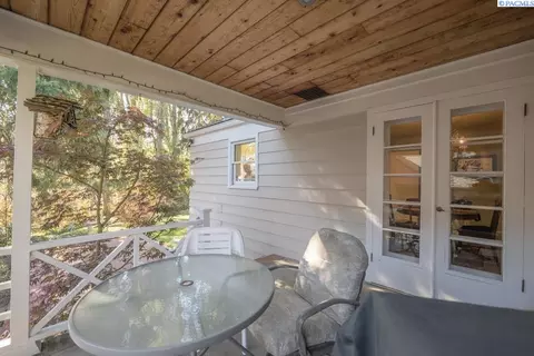 Exterior - 415 SE Water St, Pullman, WA 99163 photo 3 of 12
