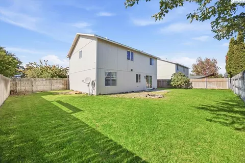 Exterior - 4617 Muris Ln, Pasco, WA 99301 photo 6 of 6