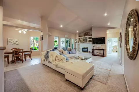 Living - 4425 W Riverhaven St, Pasco, WA 99301 photo 1 of 3