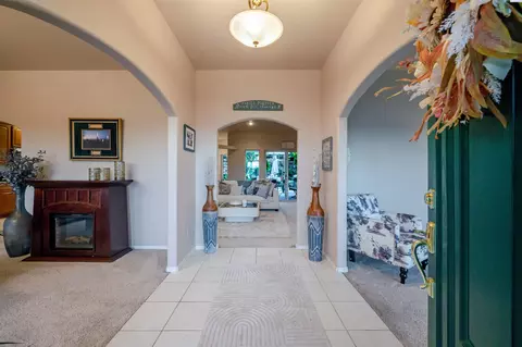 Entry Way - 4425 W Riverhaven St, Pasco, WA 99301 photo 1 of 2