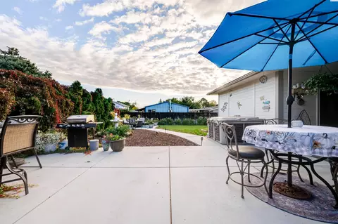 Exterior - 4425 W Riverhaven St, Pasco, WA 99301 photo 4 of 9
