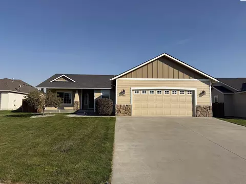 1806 Wallace Ct, West Richland, WA 99353