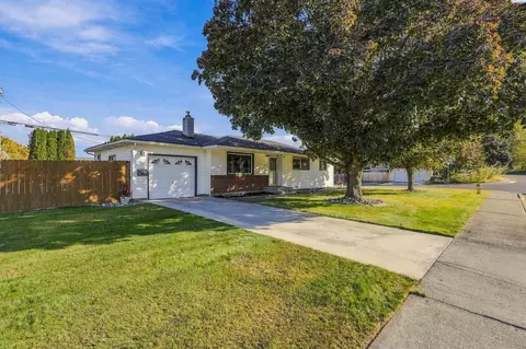 2021 S Fruitland St, Kennewick, WA 99337