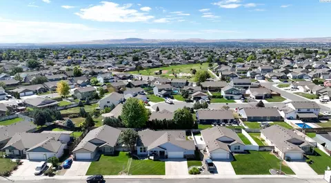 View/Area - 5504 Coolidge Ct, Pasco, WA 99301 photo 4 of 4