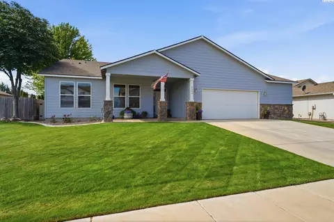 Exterior - 5504 Coolidge Ct, Pasco, WA 99301 photo 3 of 8