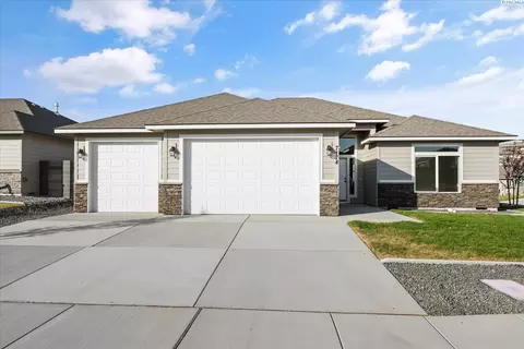 7174 W 30th Ave, Kennewick, WA 99338