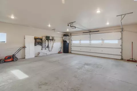 Other - 915 Brown Rd, Pullman, WA 99163 photo 5 of 8