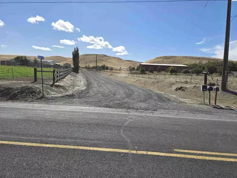 5600 506 Pr SE, Benton City, WA 99320