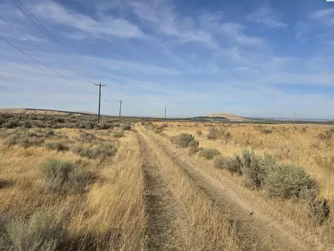 5608 506 Pr SE, Benton City, WA 99320