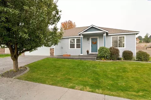 5717 W 23rd Ave, Kennewick, WA 99338