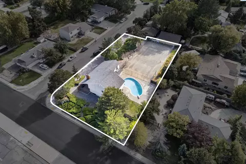 2541 Granada Ct, Richland, WA 99354