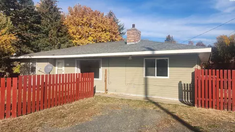 Exterior - 630 NW Cleveland, Pullman, WA 99163 photo 5 of 5