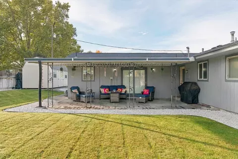 Exterior - 645 E Ash Pl, Othello, WA 99344 photo 3 of 9