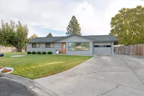 Exterior - 645 E Ash Pl, Othello, WA 99344 photo 9 of 9