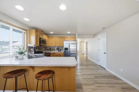 Kitchen - 7903 Saturna Dr, Pasco, WA 99301 photo 3 of 3