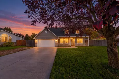 1144 Tomich, Richland, WA 99352