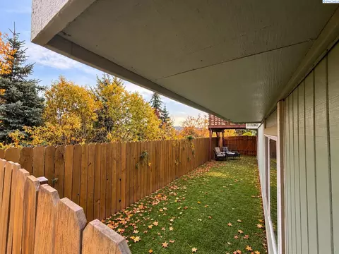 1930 NW Friel St, Pullman, WA 99163 photo 5