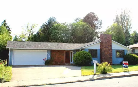 825 SW Crestview, Pullman, WA 99163 photo 1