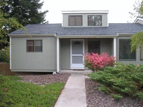 2010 NW Yates St, Pullman, WA 99163 photo 1
