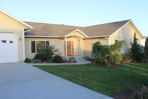 1700 NW Canyon View Dr, Pullman, WA 99163 photo 1