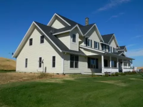 4823 Airport Rd, Pullman, WA 99163 photo 1