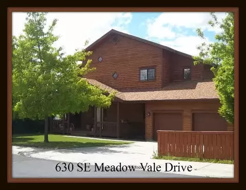630 SE Meadow Vale Dr, Pullman, WA 99163 photo 1