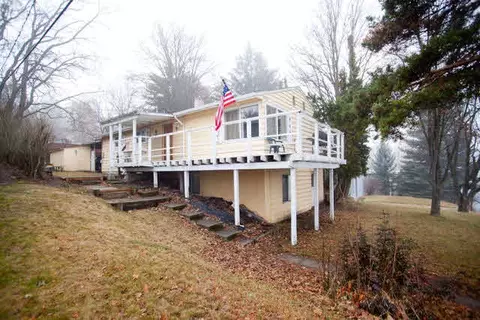 1925 NE Valley Rd, Pullman, WA 99163 photo 1