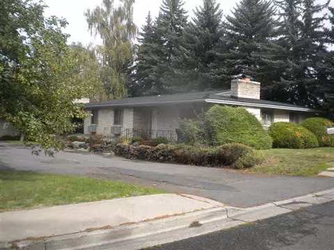 1740 NE Wheatland Dr, Pullman, WA 99163 photo 1