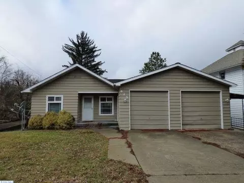 645 SE Taylor St, Pullman, WA 99163 photo 1