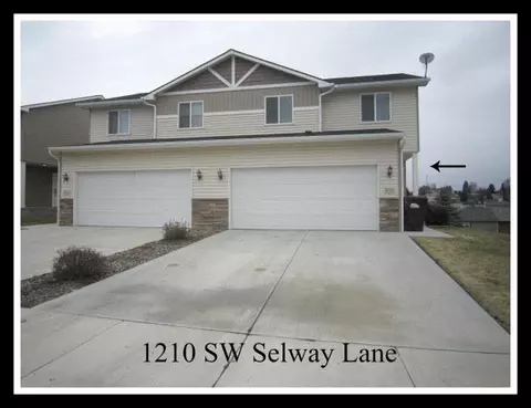 1210 SW Selway Ln, Pullman, WA 99163 photo 1