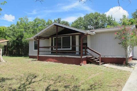107 Cedar Dr, Ingram, TX 78025 photo 1
