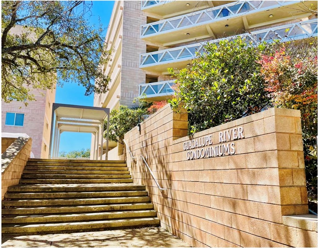 1012 Unit 3b Guadalupe St  