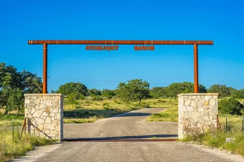 461 Taurus Ln, Harper, TX 76849